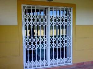 Reja Plegable Giratoria Balcon